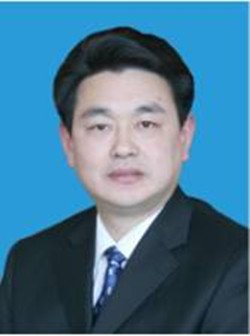 许志华