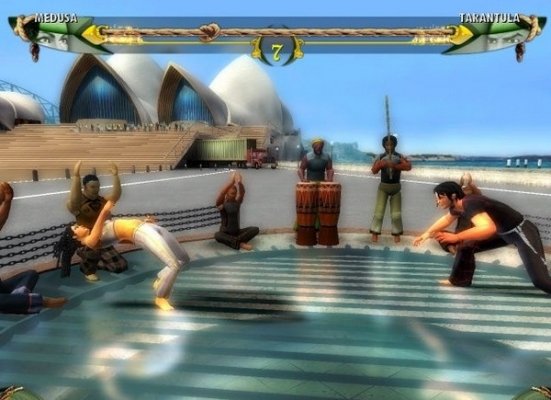 《武术卡波耶拉》是一款舞蹈类格斗游戏,游戏中的"capoeira(又名:卡