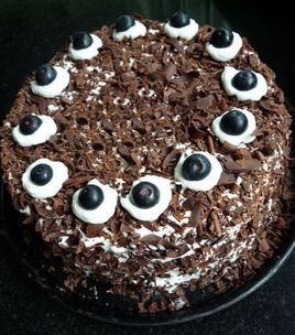裱花巧克力蛋糕