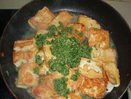 香椿鸡蛋煎豆腐