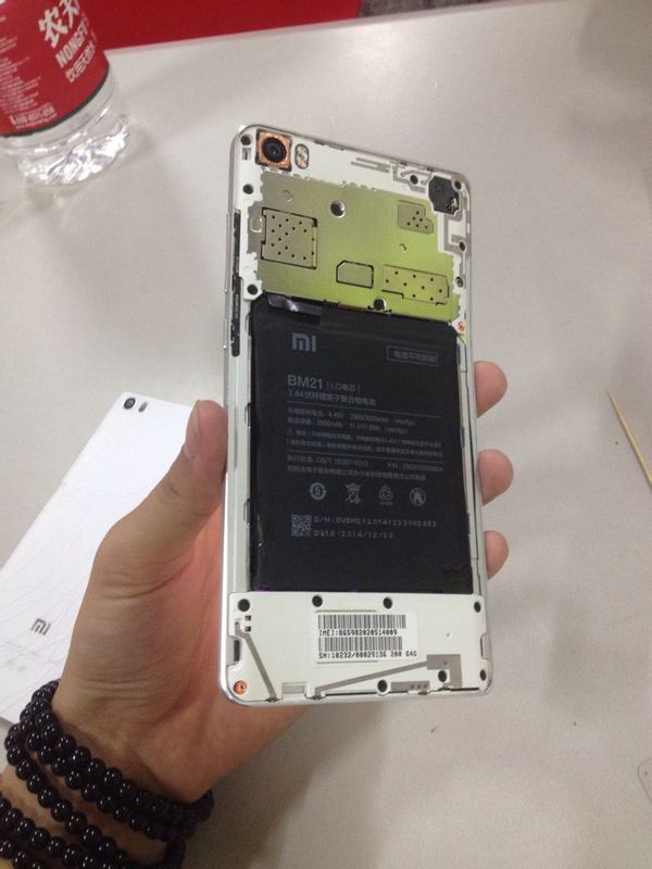 小米 note变弯了 但不影响使用_360问答