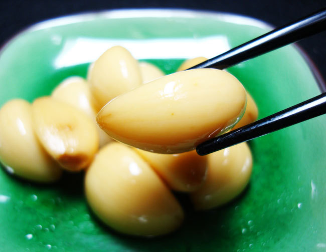 传统美食腌大蒜