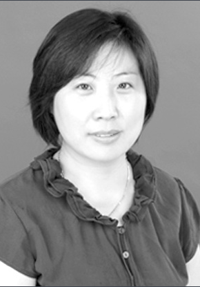 山西河津人.大学本科学历.